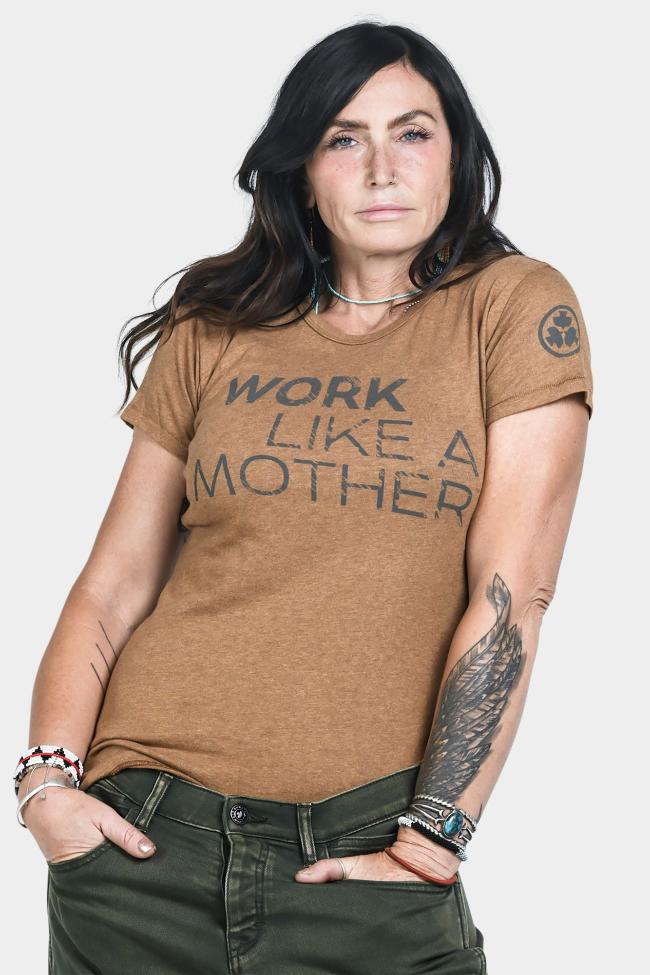 GRAPHIC CREW - WORK LIKE A MOTHER - SADDLE BROWN
