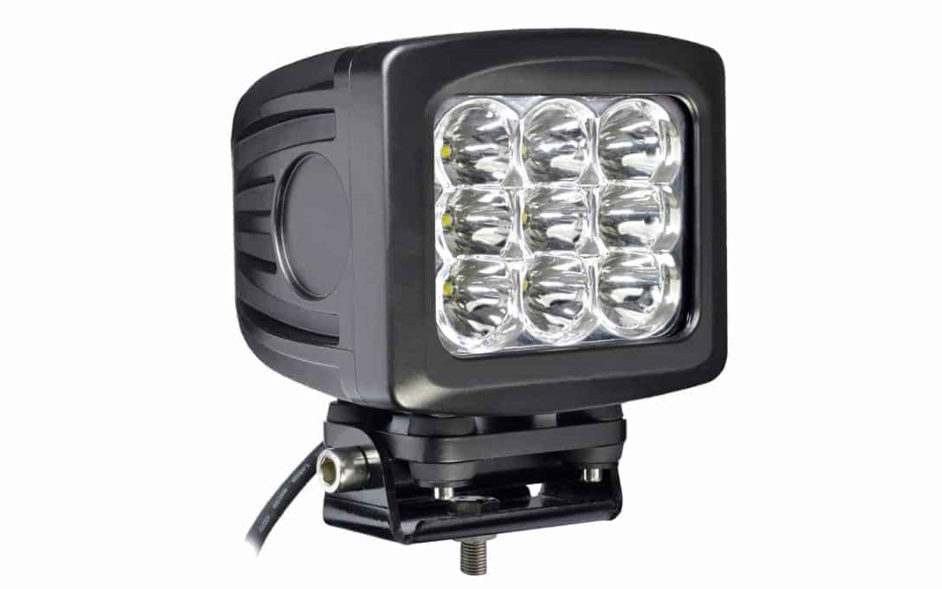 90W 5" Square Diffused Flood Beam 90º - 8,100 lumens